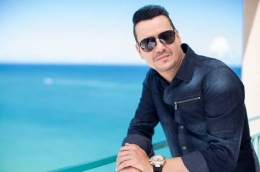 VICTOR MANUELLE