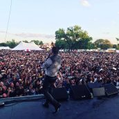 EL KOMANDER PRESUME FOTO CON GERARDO ORTIZ EN CHICAGO 0