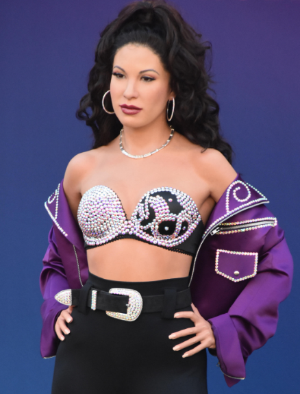 Revelan figura de cera de Selena.