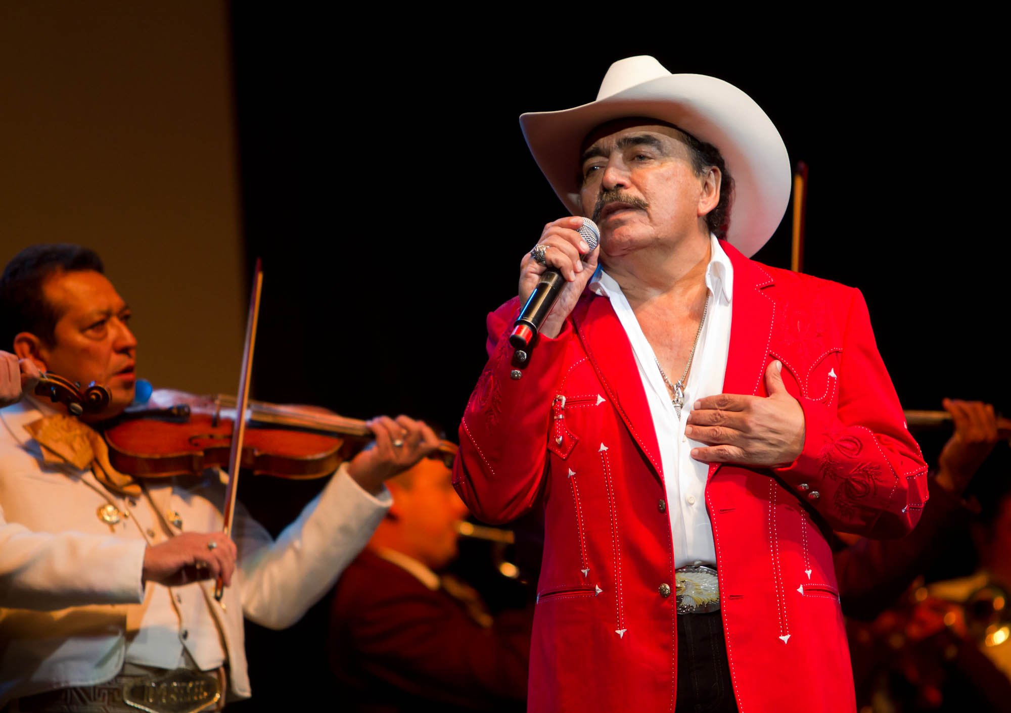 Joan Sebastian en el concierto homenaje a Manuel Esperon en el t