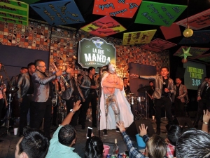 bailar banda la que manda
