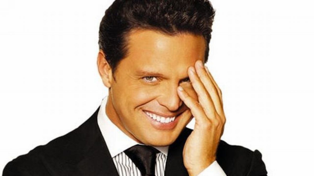 LUIS MIGUEL