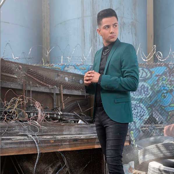 LUIS CORONEL A DUETO CON LOS RECODITOS