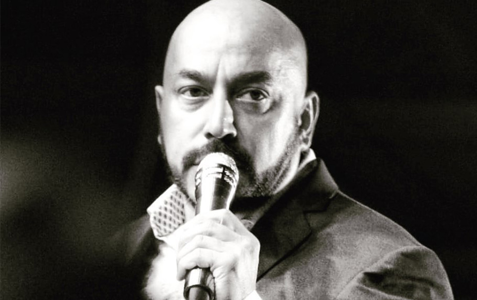 Lupillo Rivera deja atrás sus líos amorosos con Belinda y regresa a cantar