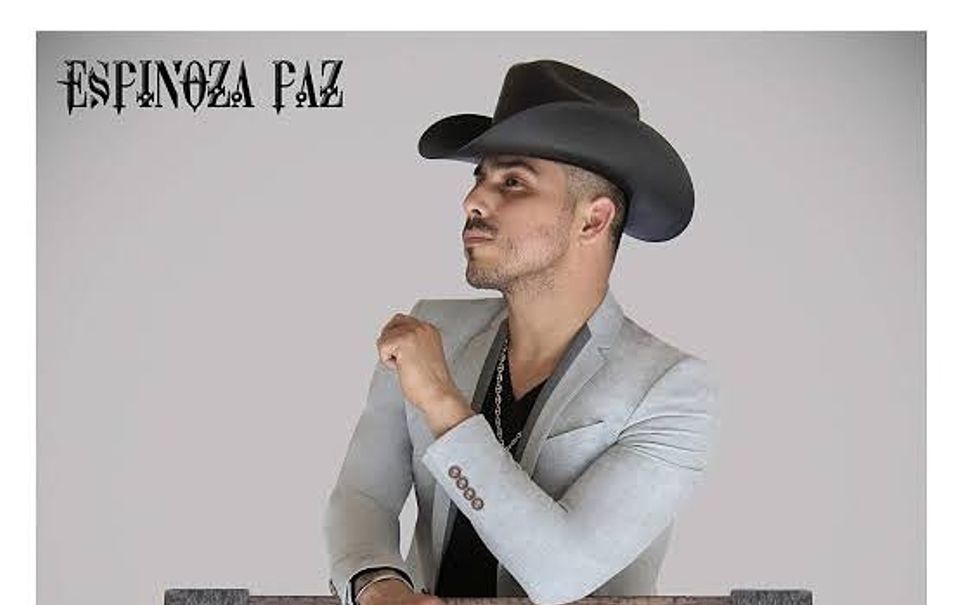 Espinoza Paz es criticado por su ortografía