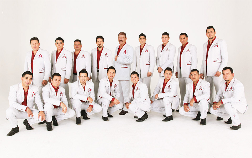 Las 10 canciones viejitas más chidas de La Arrolladora Banda El Limón