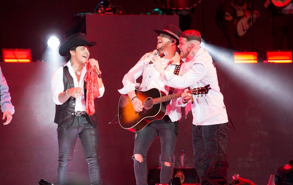 Christian Nodal cumplió un sueño en La Arena Monterrey