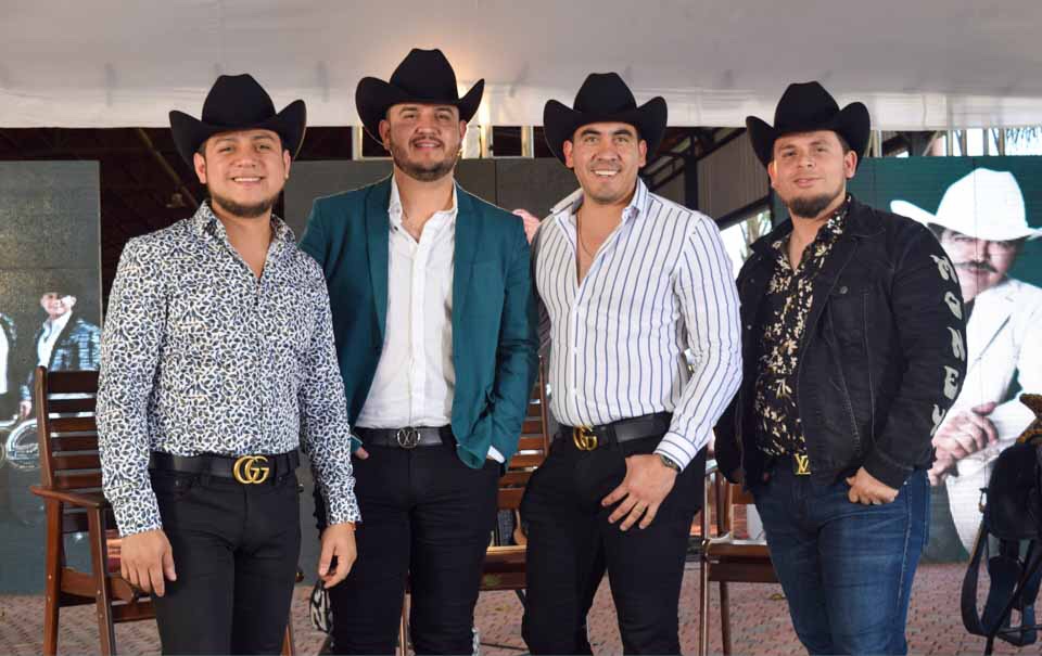 Calibre 50 lanzará un dueto con Joan Sebastian (2020)