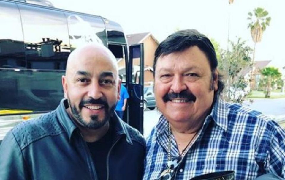 Lupillo Rivera presume que hará dueto con Ramón Ayala 