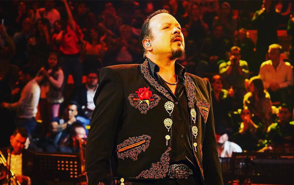 Pepe Aguilar finaliza la primera temporada de sus videos #DesdeLaAzotea