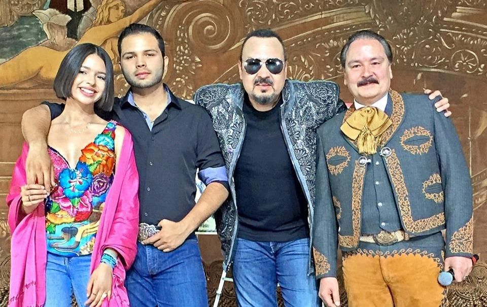 ¿Así es la lujosa fortuna de Pepe Aguilar, Ángela Aguilar y Leonardo Aguilar?