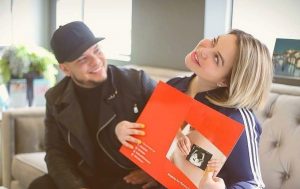 Chiquis y Lorenzo firman su divorcio 0