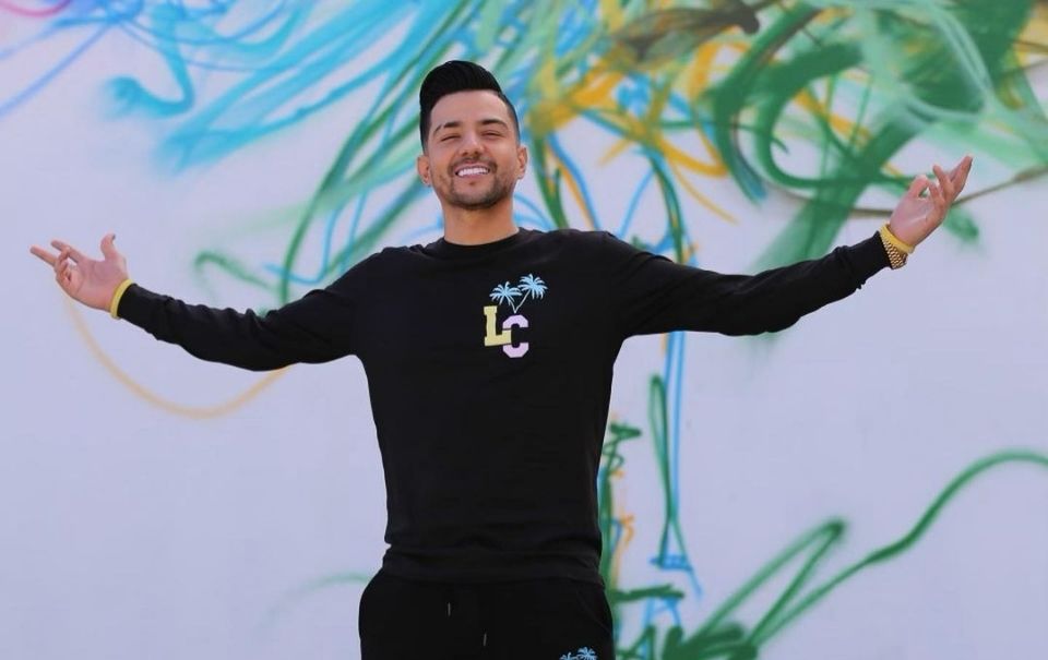 Luis Coronel festeja su cumpleaños con un lanzamiento increíble