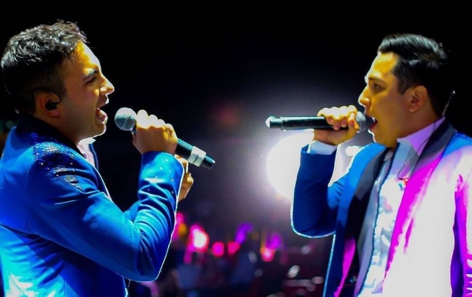 Marco Ramírez debuta como vocalista de “La Arrolladora”