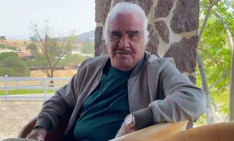 ¡Vicente Fernández ya despertó! y presenta mejoras notables en su salud 1