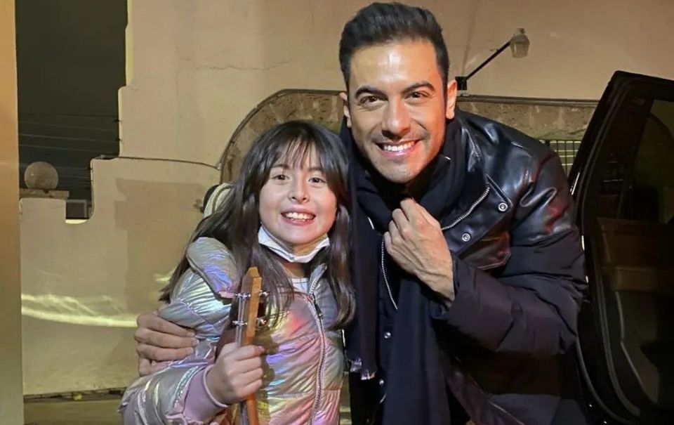 Carlos Rivera cumple el sueño de Romina, una pequeña cantante