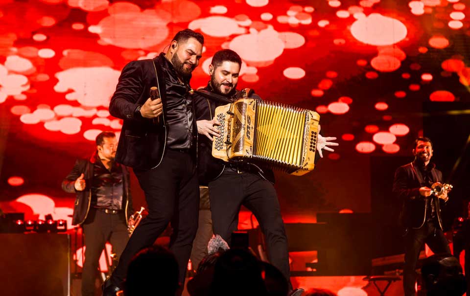 Banda MS logra doble sold out en la Crypto.com Arena