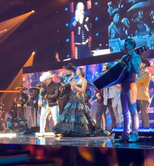 homenaje-vicente-fernandez-premio-lo-nuestro-2022
