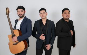 Alta Consigna, Reik, Los Ángeles Azulez