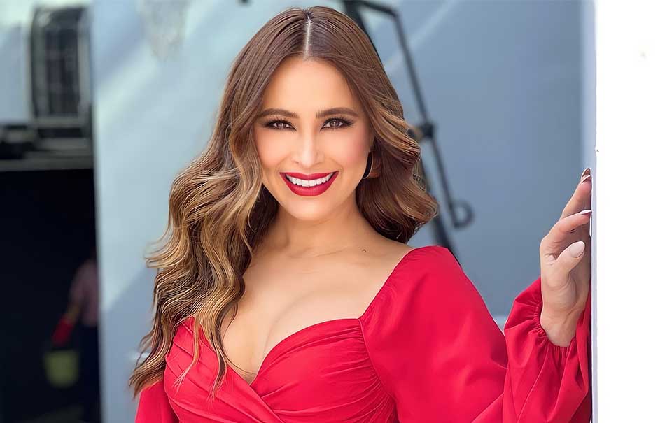 Cynthia Rodríguez confirma su salida de TV Azteca.