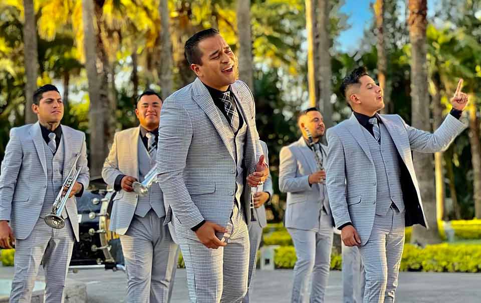 jonathan-becerra-banda-la-ejecutiva