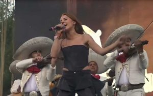Majo Aguilar se presenta en el Festival Tecate Pal´Norte.