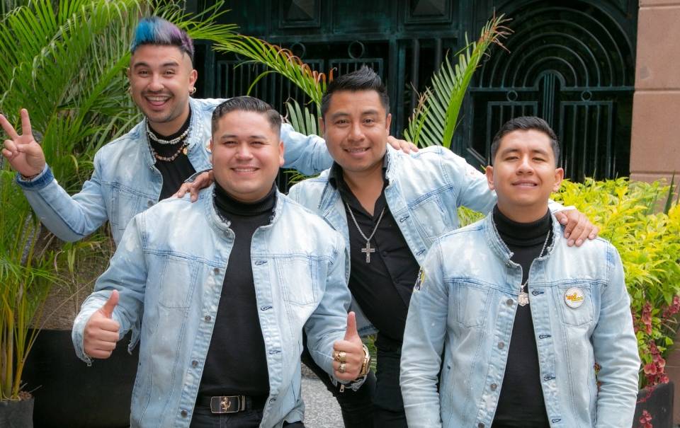 Banda Tierra Mojada pone en alto la música de Oaxaca en Times Square