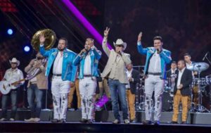 Banda MS le manda mensaje a Julión Álvarez