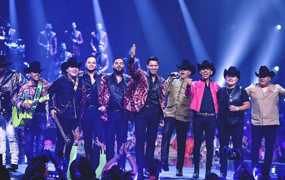 Grupo Firme y Banda MS cantan juntos por primera vez: Video