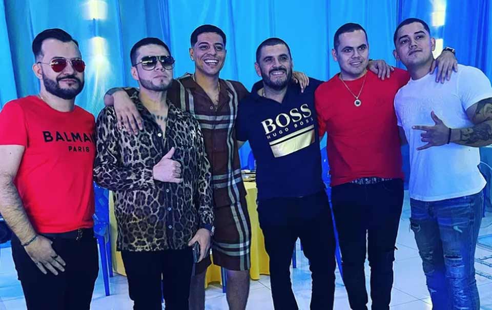 Eduin Caz y El Komander cantan juntos “Soy de Rancho”