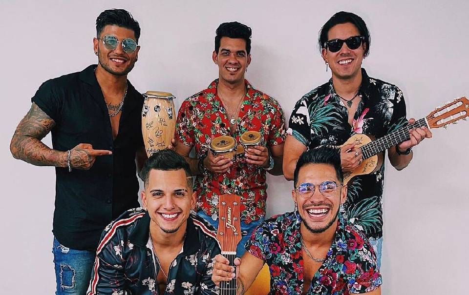 adolescentes-orquesta-soy-latino-2022