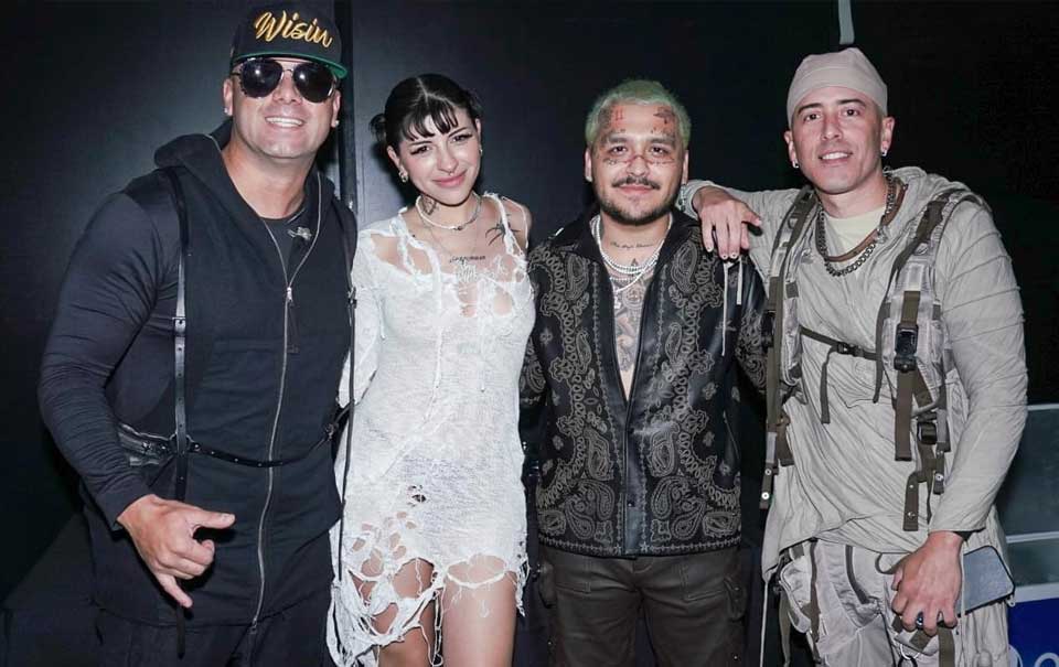 Captan a Christian Nodal y Cazzu perreando y enamorados en concierto de Wisin y Yandel