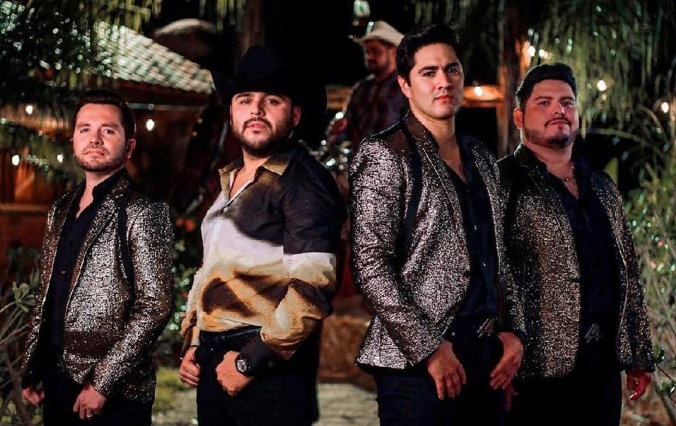 La Adictiva, Gerardo Ortiz, M En El Radar