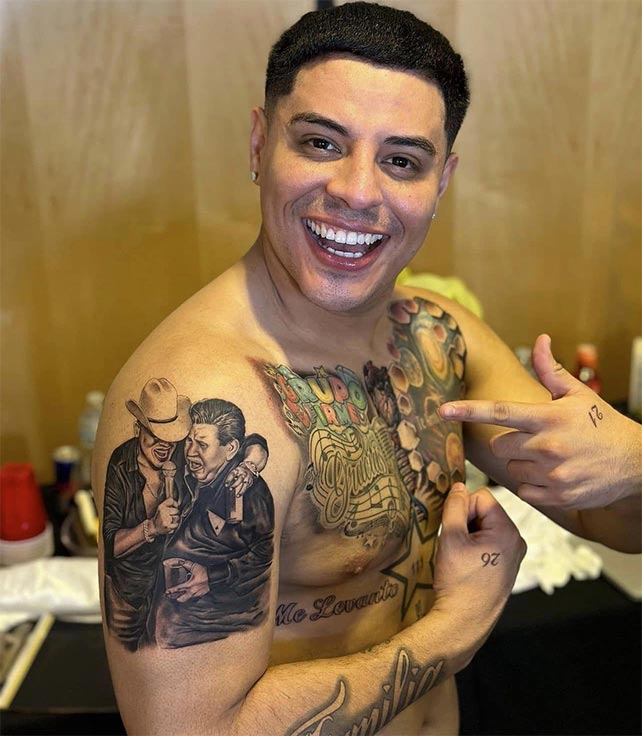 Eduin Caz se tatuó a abuelo. Foto: IG Eduin Caz