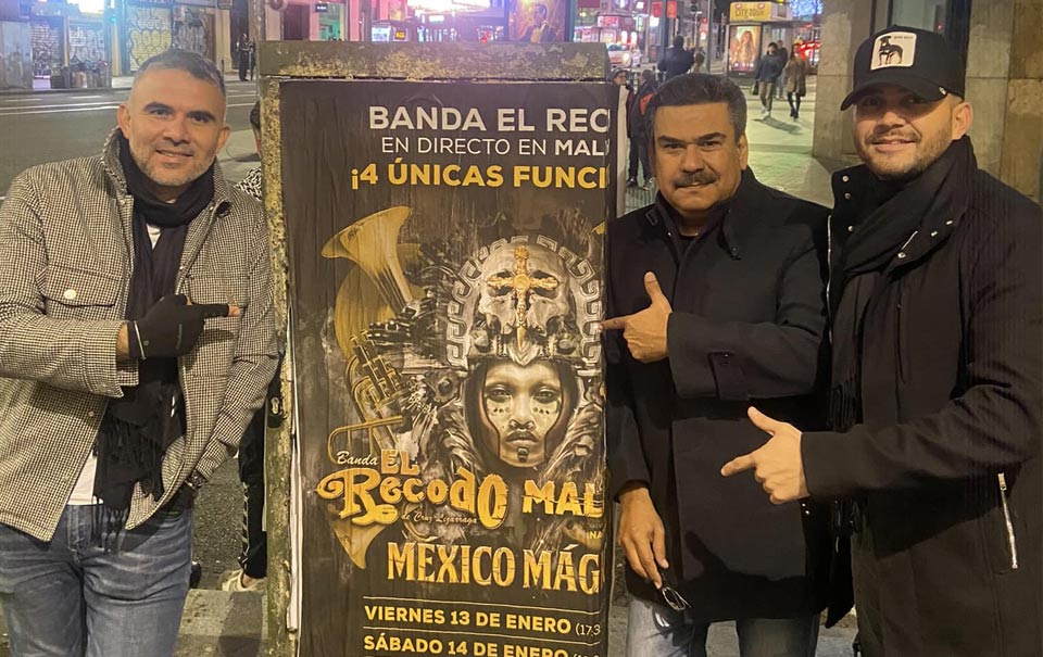 Banda El Recodo, Malinche, España