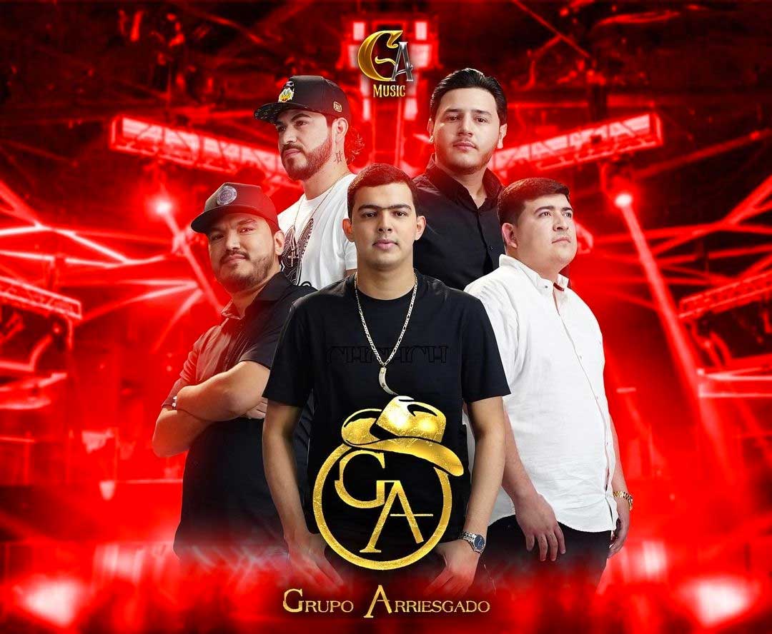 Grupo Arriesgado, botellazo, baile