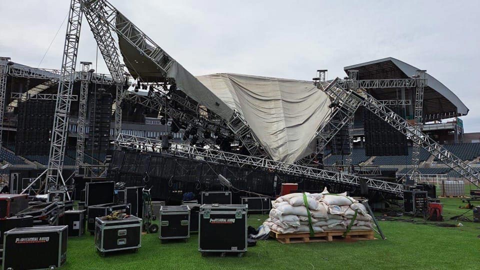 Puro Chiqui, Escenario, Los Tucanes de Tijuana