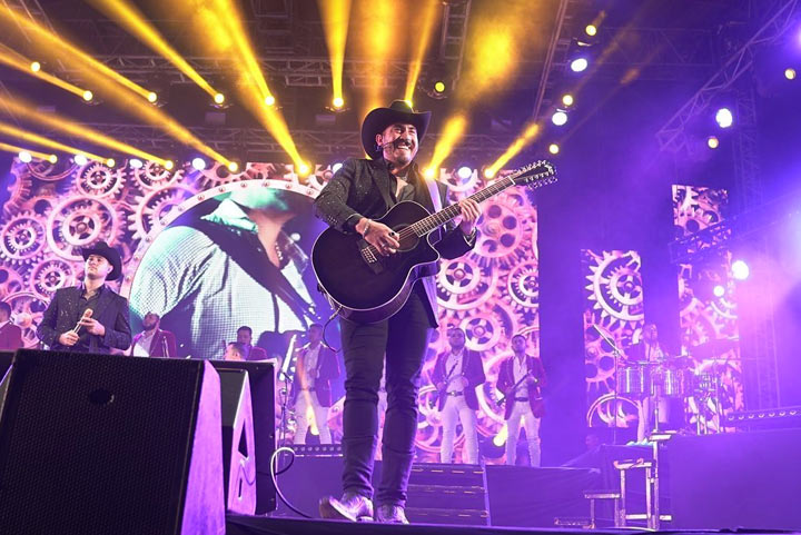 Armando Ramos, guitarrista, Calibre 50