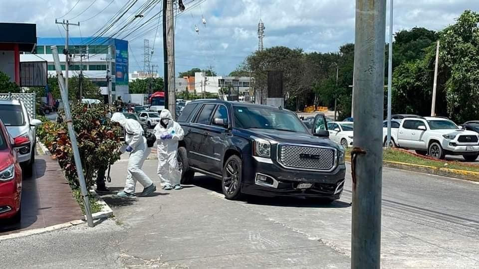 Camioneta abandonada, Natanael Cano, cancún