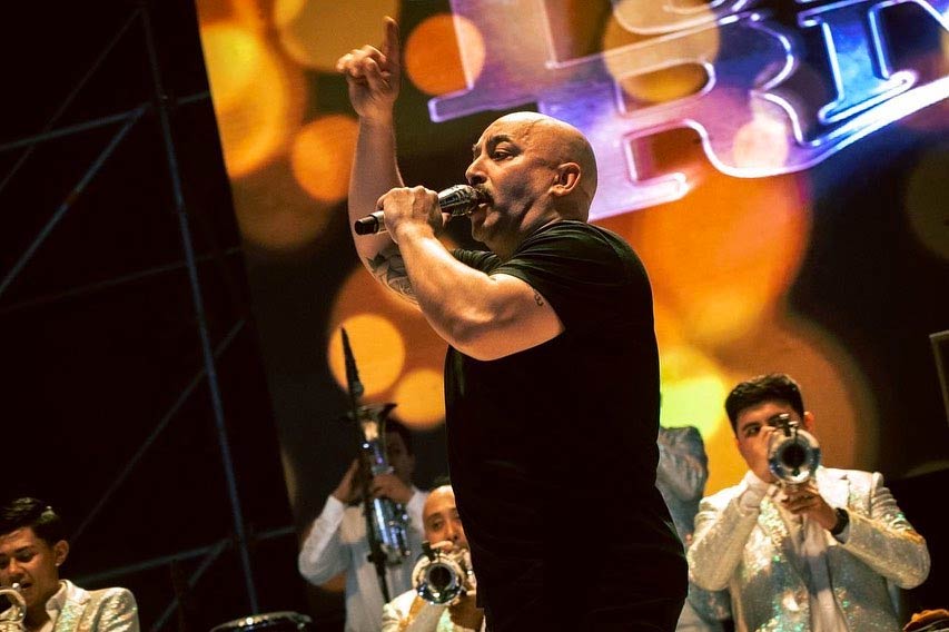 Lupillo Rivera, Belinda, Nodal