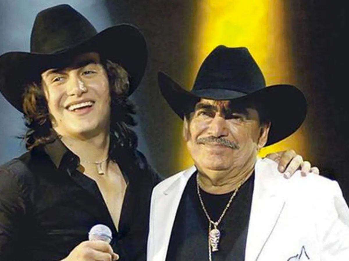 Joan Sebastian, Julián Figueroa