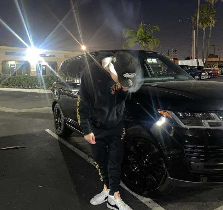 3.- Carros de lujo