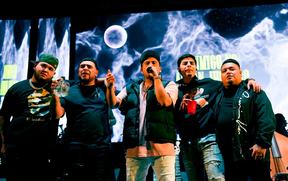 fuerza-regida-y-grupo-frontera