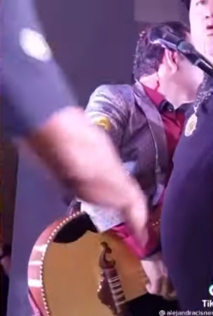 13.- Los Tucanes de Tijuana