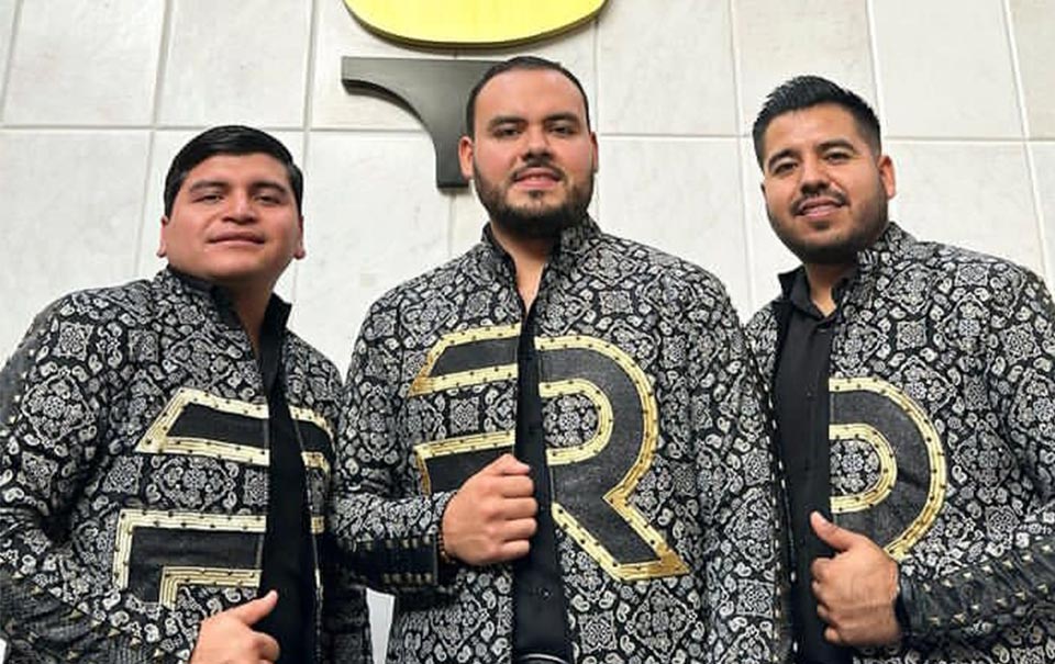 Banda Renovación le entra a los “Corridos Bélicos”