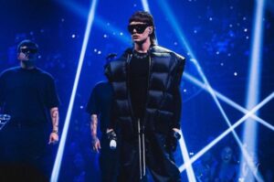 Peso Pluma hace historia en los premios MTV