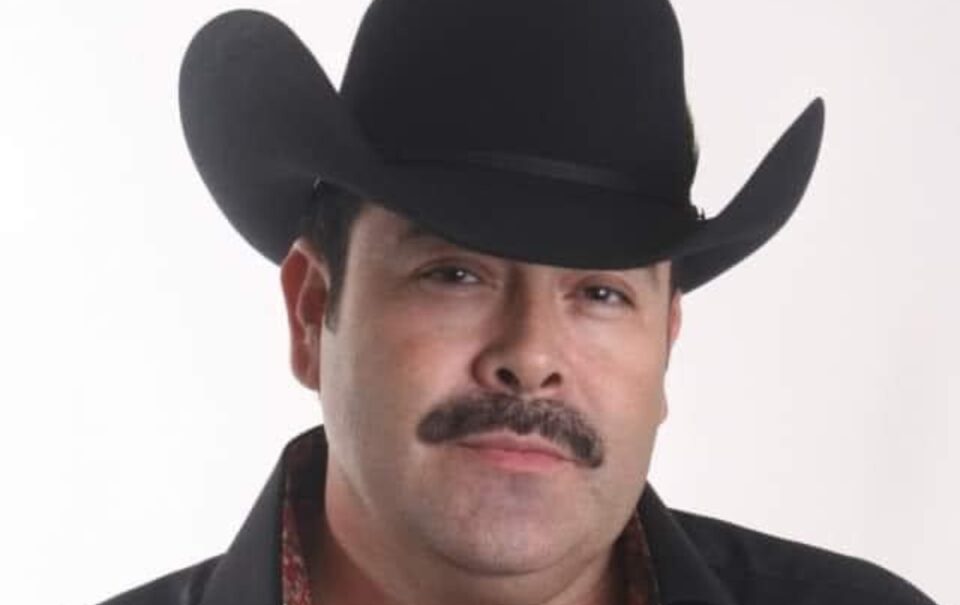 Sergio Vega, recordando al romántico de la banda y el norteño