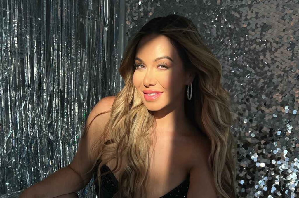 Chiquis Rivera enseña el peluche