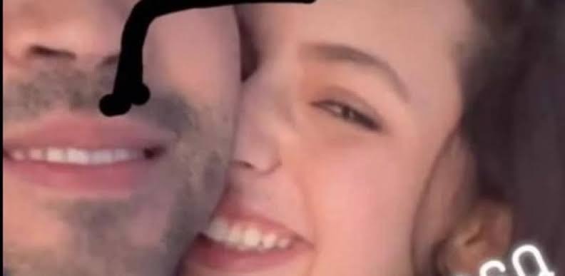 1. Gussy Lau y Ángela Aguilar
