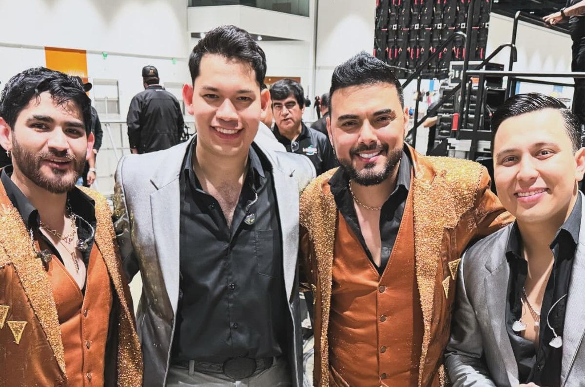 Arrolladora y Recodo 